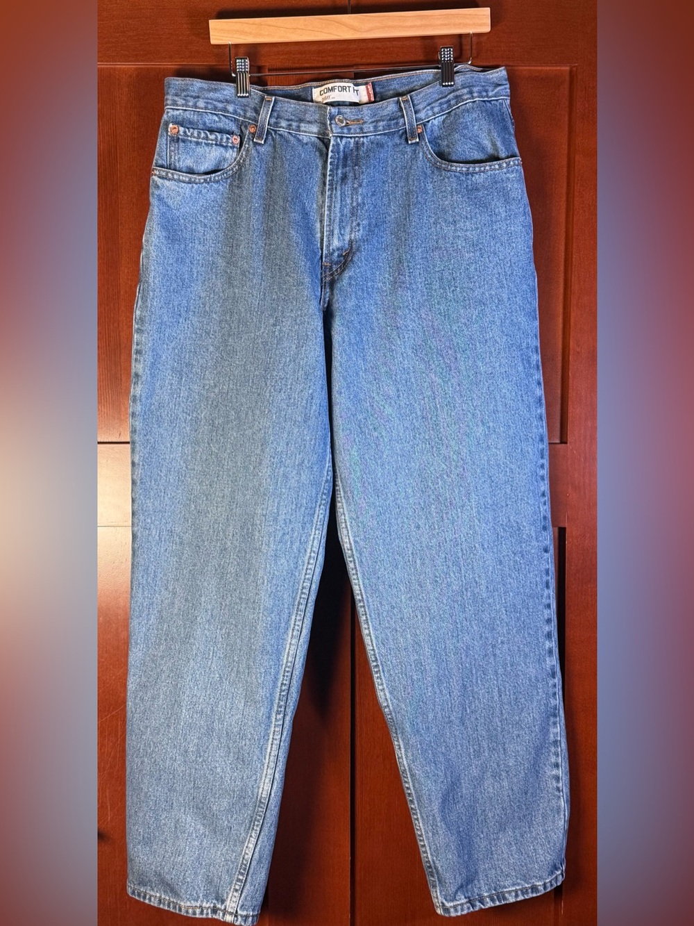 Levi’s 560 Comfort Fit Jeans Men’s W36 L32 Relaxed Tapered Medium Wash
